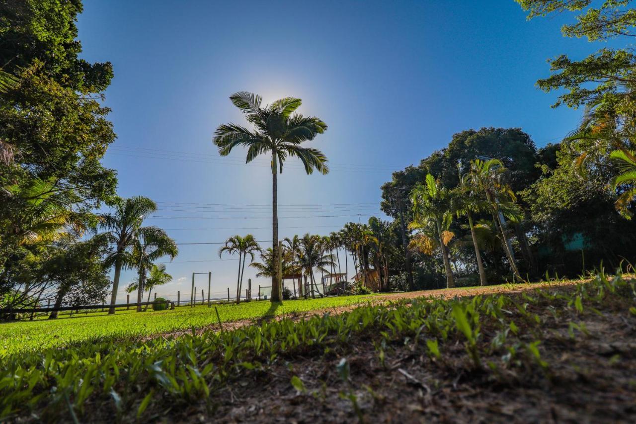 A Ilha Verde Hotel Pousada Na Praia Ilha do Mel Exteriör bild