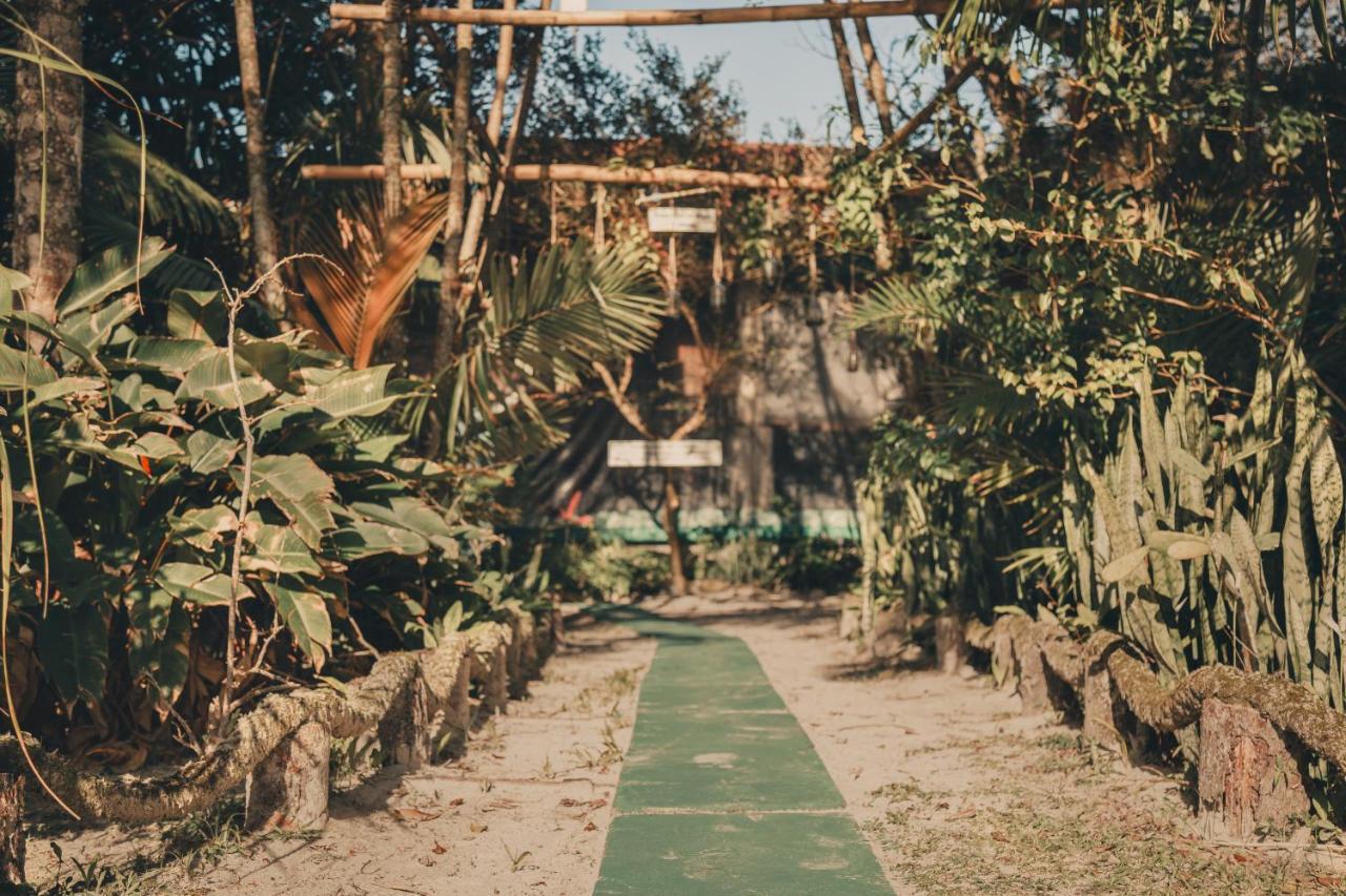 A Ilha Verde Hotel Pousada Na Praia Ilha do Mel Exteriör bild