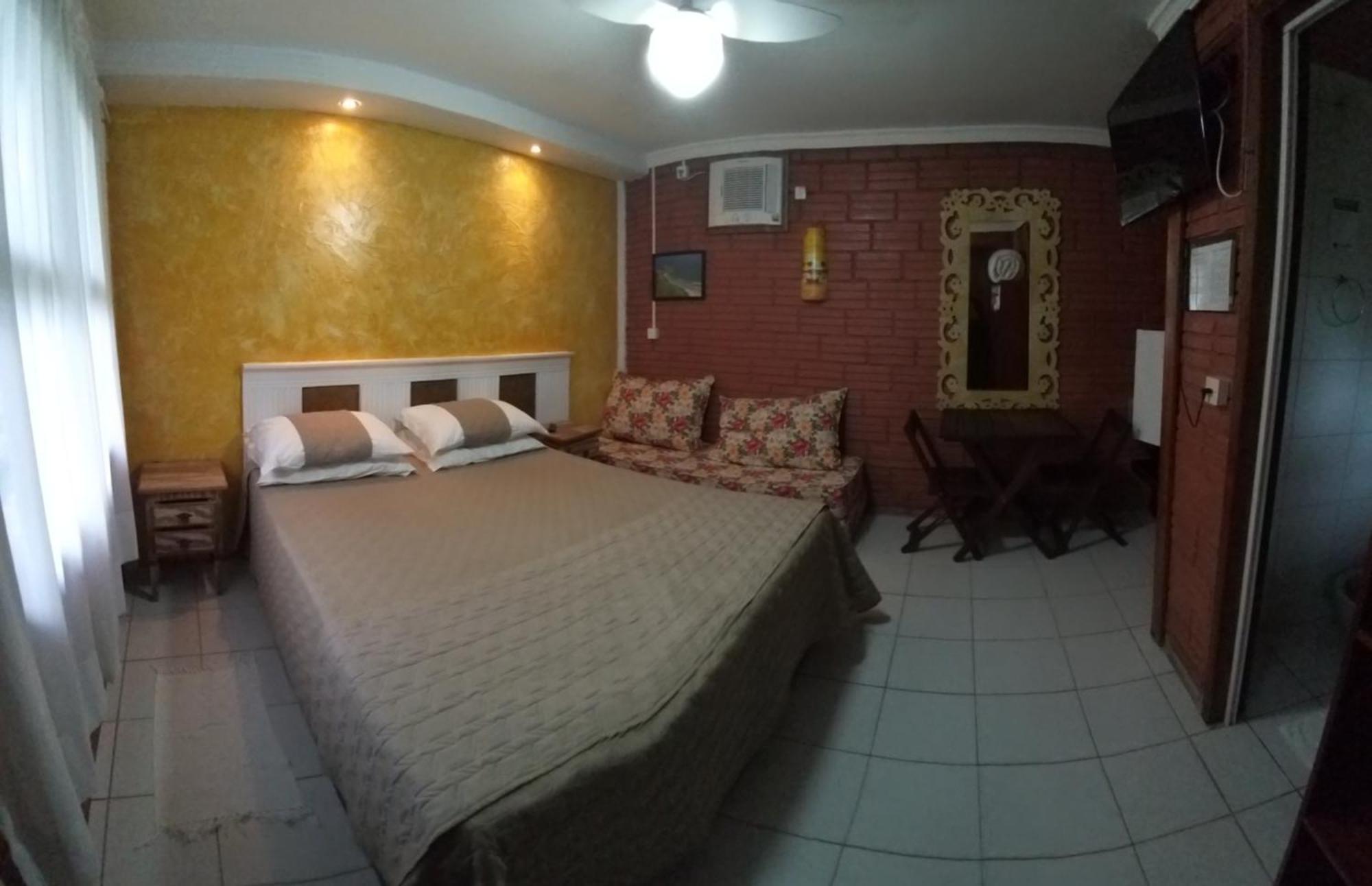 A Ilha Verde Hotel Pousada Na Praia Ilha do Mel Exteriör bild